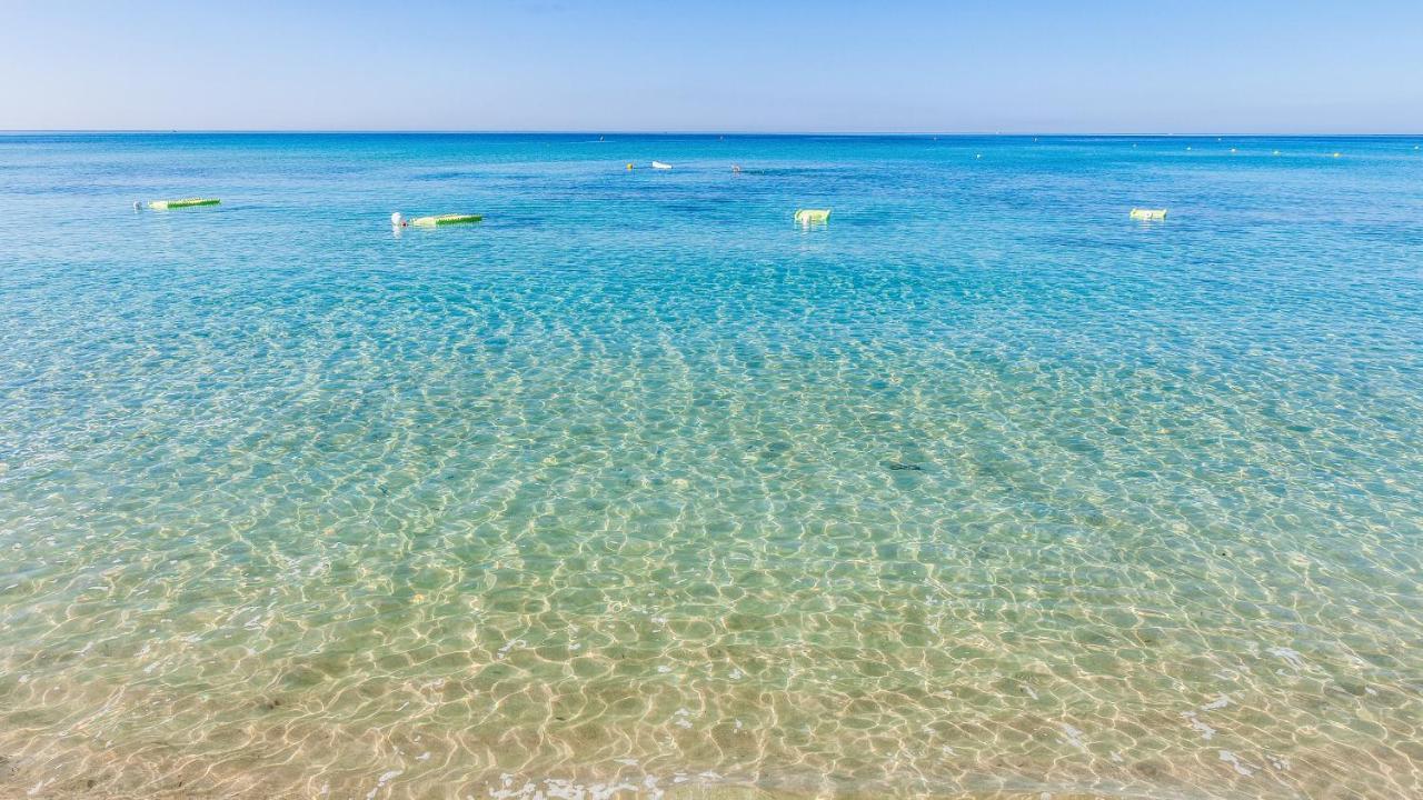 Hotel Beach Salento Marina Di Pescoluse Eksteriør bilde